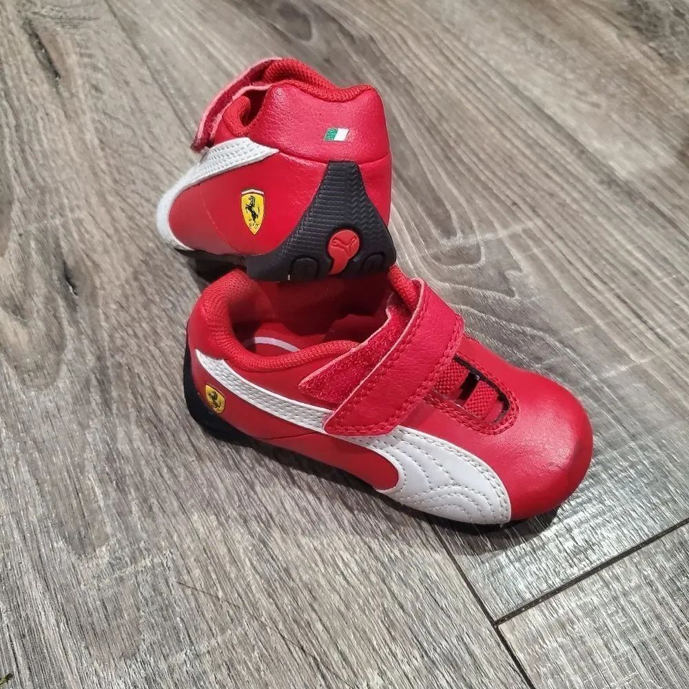 Baby Puma SF Future Cat V PS Unisex Sneakers Size 5C Baby Red Ferrari Shoes